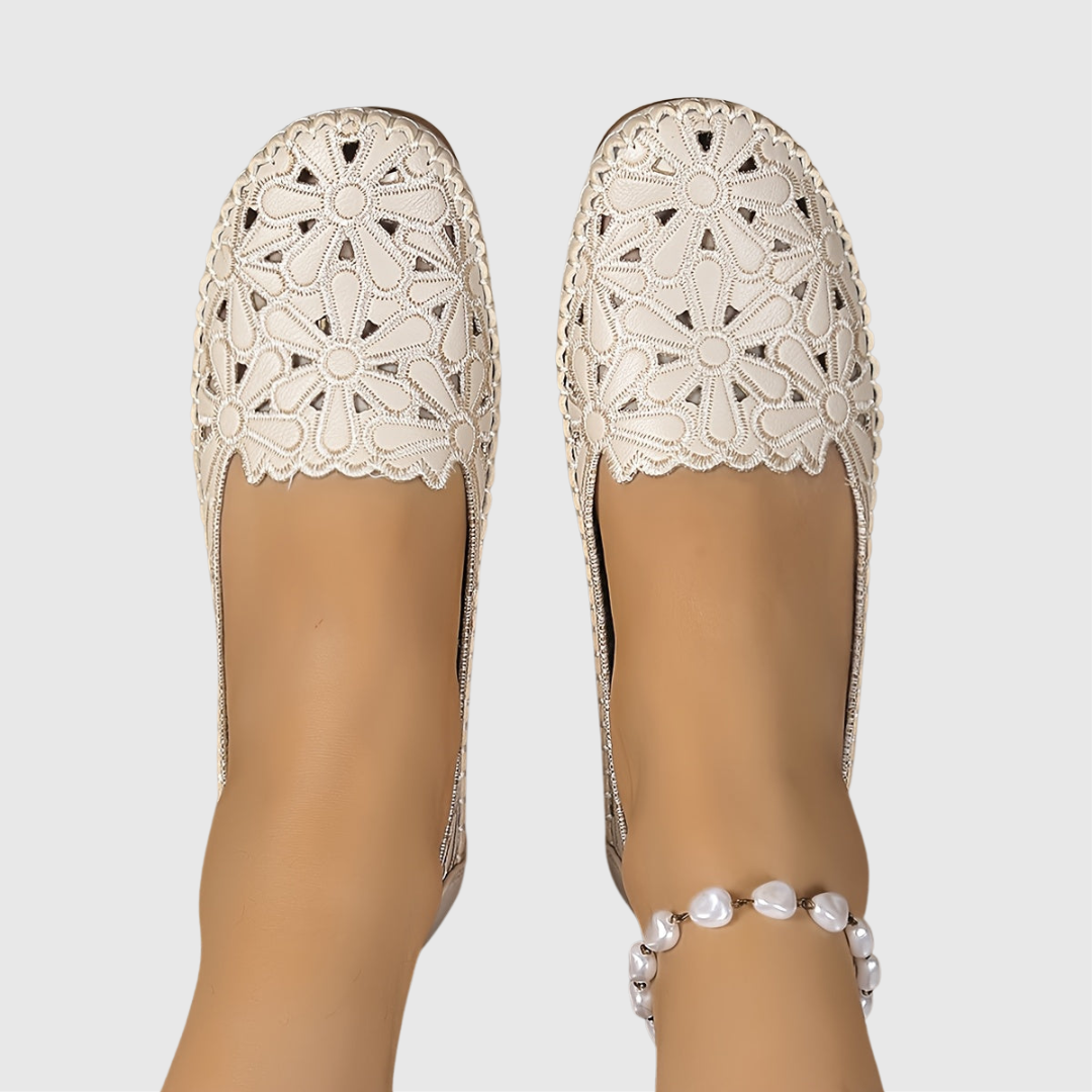 Annette | Modernūs ortopediniai batai su elegantišku ir išpjautu dizainu