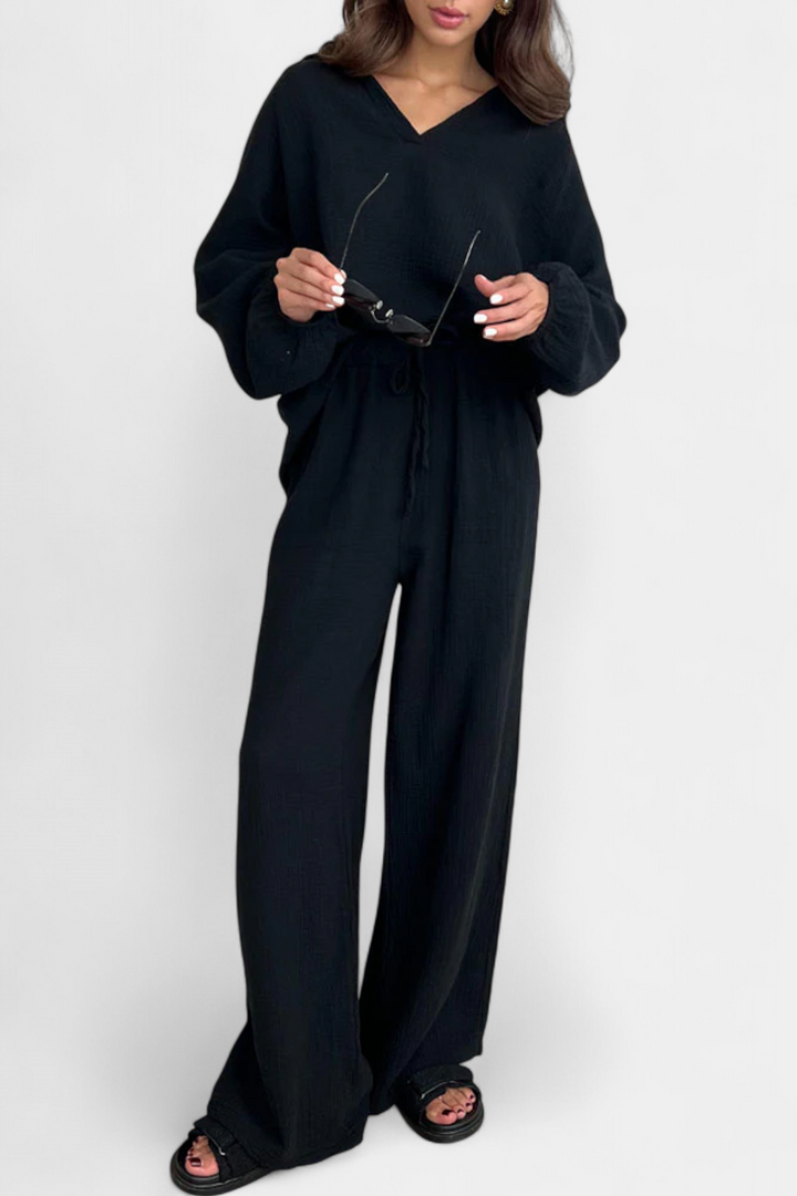 Aya Dviejų Dalių Medvilnės Komplektas su V-formos Iškirpte