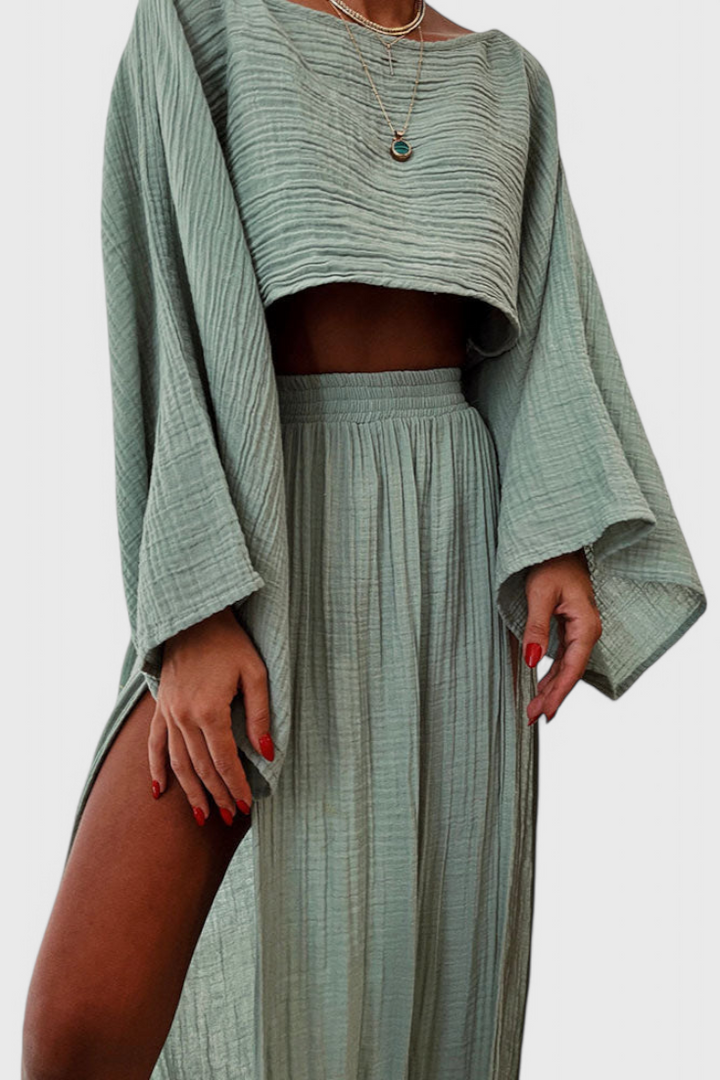 Martha Dviejų Dalių Komplektas su Aukštu Iškirpimu