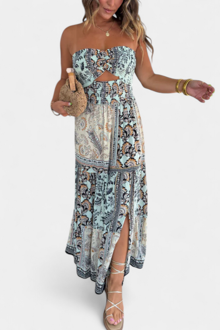 Edurne Garų Suknelė Su Gėlių Raštu ir Vardo Garbės Dekolte