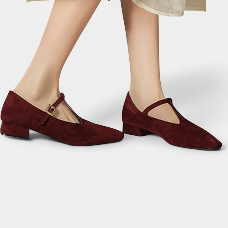 Elly Žemi kulniukai su dirželiu ir sagtimi