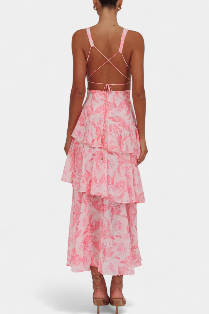 Domenica Oro Suknelė su V formos Dekolte ir Plazdančiomis Sluoksniais